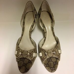 Gucci classic sandals Size 7. Perfect condition